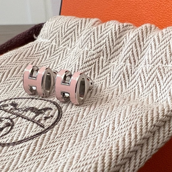 Hermes Mini Pop H Stud Earrings - Picture 4 of 11